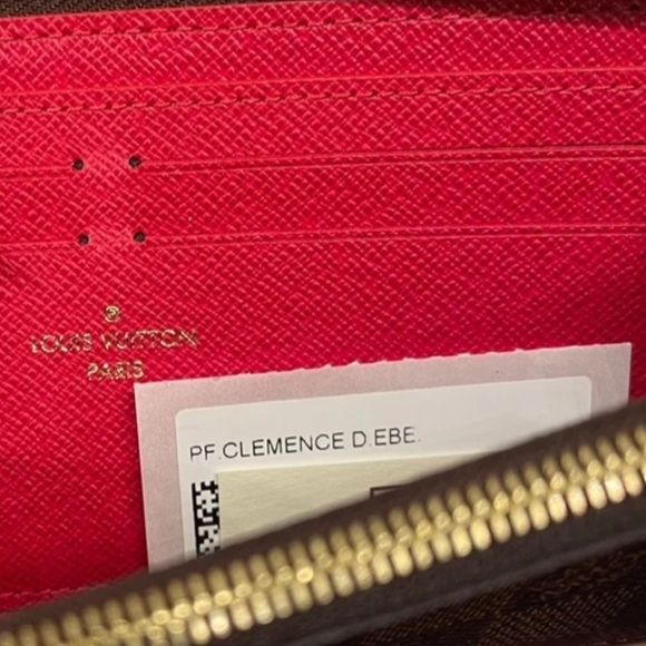 Louis Vuitton Damier Ebene Wallet - Picture 9 of 10